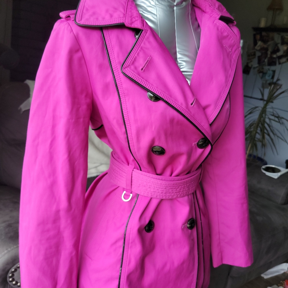 BLACK RIVET Pink Office Siren Barbiecore Trenchcoat SMALL